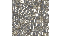 Miyuki Cubes 1,8 mm....