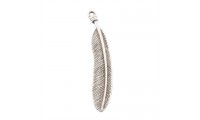 Plume pendentif de 44x9mm....