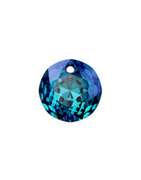 Classic cut pendant